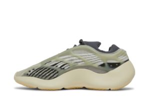 adidas Yeezy 700 V3 Fade Salt ID1674 - Brosneaker photo 3