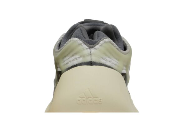 adidas Yeezy 700 V3 Fade Salt ID1674 - Brosneaker photo 7