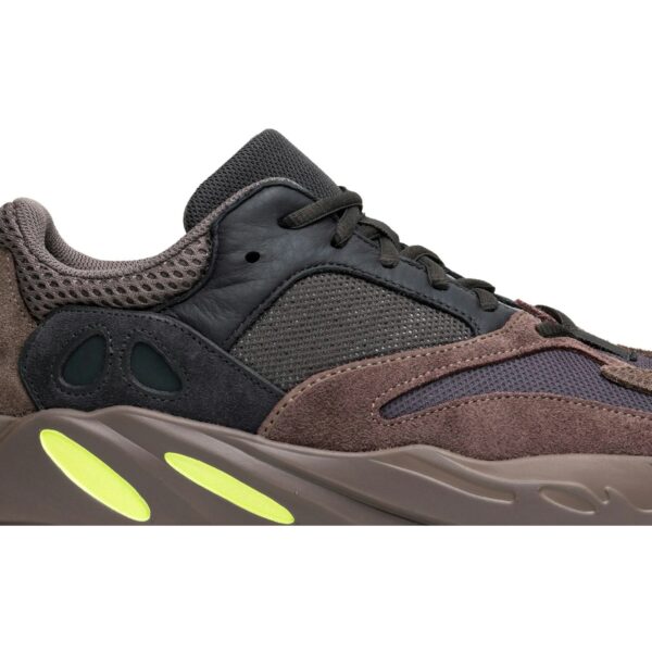 adidas Yeezy Boost 700 Mauve EE9614 - Brosneaker photo 2