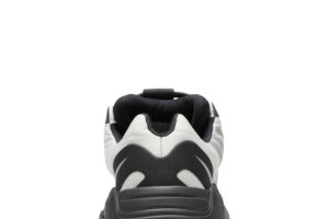 adidas Yeezy Boost 700 MNVN Bone FY3729 - Brosneaker photo 7