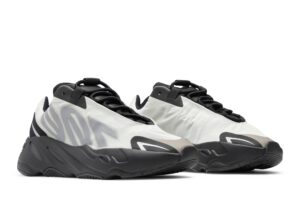adidas Yeezy Boost 700 MNVN Bone FY3729 - Brosneaker photo 8