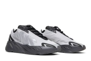 adidas Yeezy Boost 700 MNVN Metallic GW9524 - Brosneaker photo 8