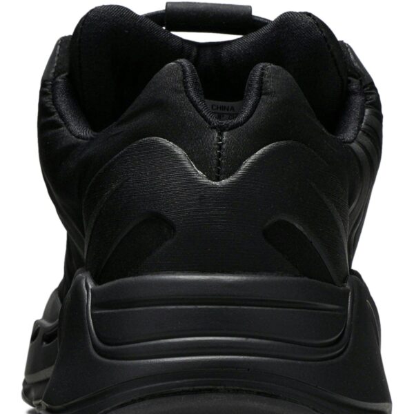 adidas Yeezy Boost 700 MNVN Triple Black FV4440 - Brosneaker photo 7