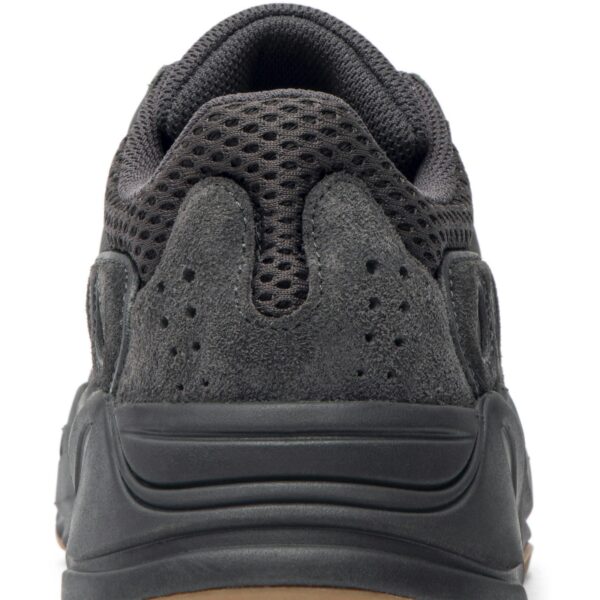 adidas Yeezy Boost 700 Utility Black FV5304 - Brosneaker photo 7