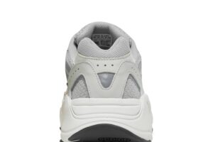 adidas Yeezy Boost 700 V2 Cream GY7924 - Brosneaker photo 8