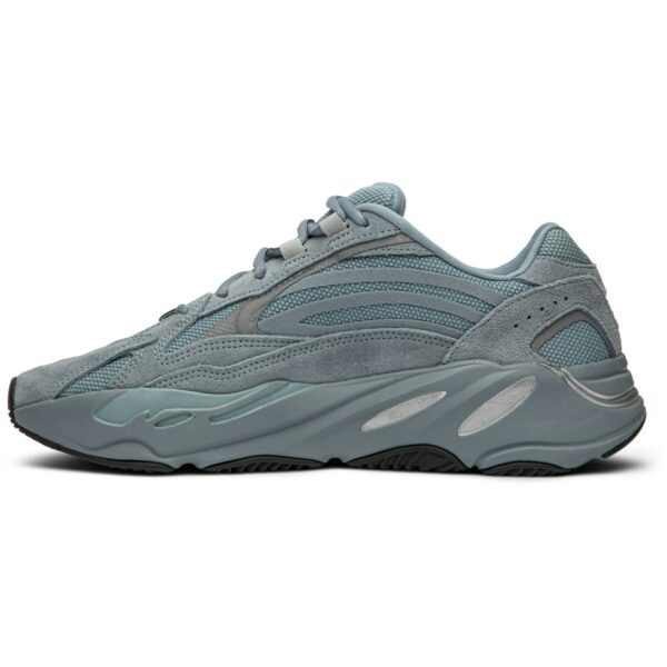 adidas Yeezy Boost 700 V2 Hospital Blue FV8424 - Brosneaker photo 3