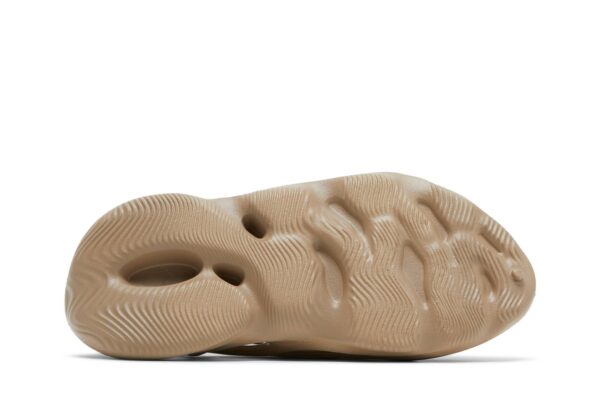 adidas Yeezy Foam RNNR Mist GV6774 - Brosneaker photo 4