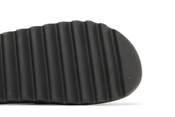 adidas Yeezy Slide Onyx HQ6448 - Brosneaker photo 5