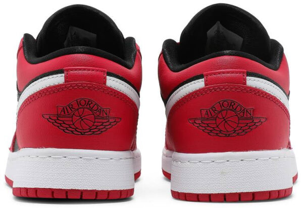 Jordan 1 Low Black Very Berry (GS) 553560-061 - Brosneaker photo 4