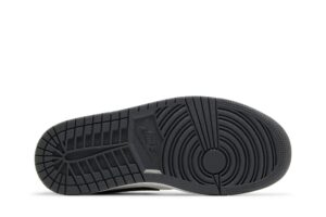 Jordan 1 Low Dark Grey (Women's) DC0774-102 - Brosneaker photo 4