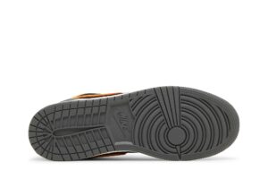 Jordan 1 Low SE Light Graphite Vivid Orange (GS) FN7671-008 - Brosneaker photo 4
