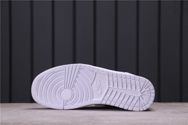 Jordan 1 Low White Obsidian 553558-114 - Brosneaker photo 6