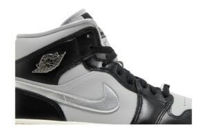 Jordan 1 Mid SE Black Metallic Silver (Women's) FB9892-002 - Brosneaker photo 2