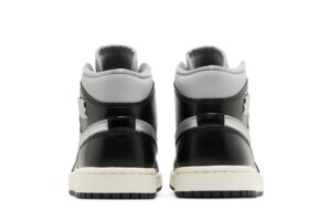Jordan 1 Mid SE Black Metallic Silver (Women's) FB9892-002 - Brosneaker photo 6