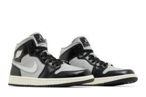 Jordan 1 Mid SE Black Metallic Silver (Women's) FB9892-002 - Brosneaker photo 8