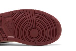 Jordan 1 Mid SE Tiki Leaf Team Red (Women's) DZ2820-601 - Brosneaker photo 5