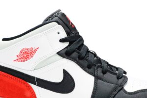 Jordan 1 Mid SE White Black Red Spruce (GS) BQ6931-100 - Brosneaker photo 2