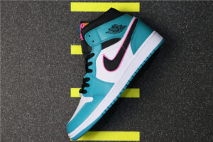 Jordan 1 Mid South Beach 852542-306 - Brosneaker photo 2