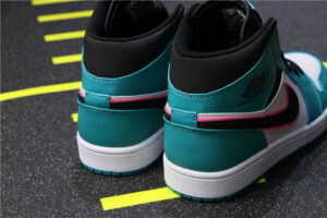 Jordan 1 Mid South Beach 852542-306 - Brosneaker photo 6