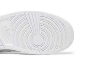 Jordan 1 Mid Triple White 554724-136 - Brosneaker photo 5