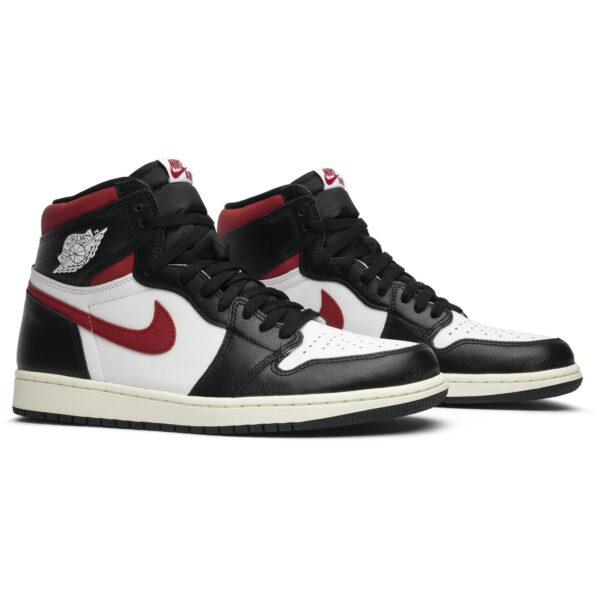 Jordan 1 Retro High Black Gym Red 555088-061 - Brosneaker photo 8