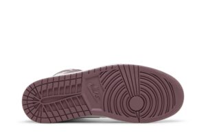 Jordan 1 Retro High OG Mauve DZ5485-105 - Brosneaker photo 4