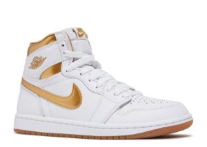 Jordan 1 Retro High OG Metallic Gold (Women's) FD2596-107 - Brosneaker photo 3