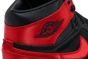 Jordan 1 Retro High OG Satin Bred (Women's) FD4810-061 - Brosneaker photo 9