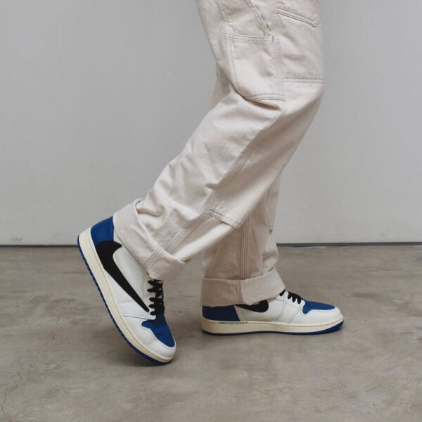 Jordan 1 Retro High OG SP Fragment x Travis Scott DH3227-105 - Brosneaker photo 3