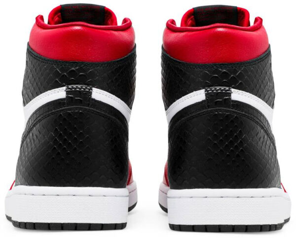 Jordan 1 Retro High Satin Snake Chicago (Women's) CD0461-601 - Brosneaker photo 5