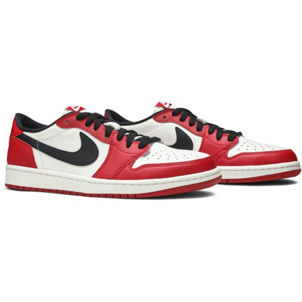 Jordan 1 Retro Low Chicago (2016) 705329-600 - Brosneaker photo 8