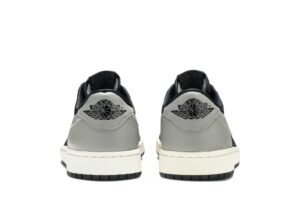 Jordan 1 Retro Low Shadow (2015) 705329-003 - Brosneaker photo 6