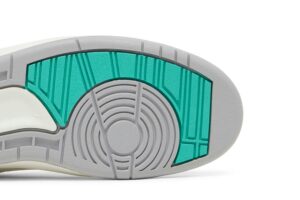 Jordan 2 Retro Crystal Mint (Women's) FN6755-100 - Brosneaker photo 5