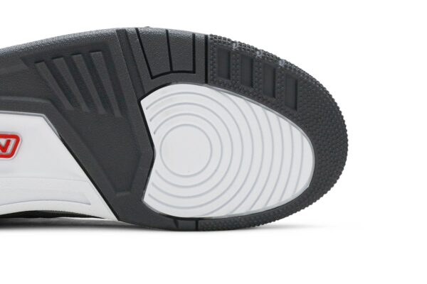 Jordan 3 Retro Cool Grey (2021) CT8532-012 - Brosneaker photo 5