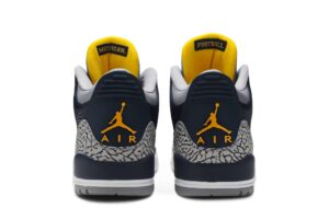 Jordan 3 Retro Michigan PE AJ3-820064 - Brosneaker photo 6