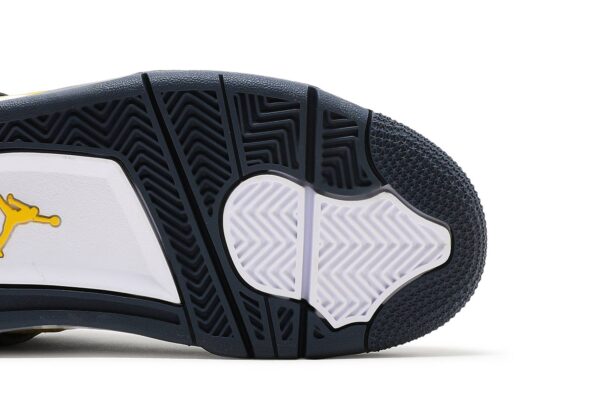 Jordan 4 Retro Lightning (2021) (GS) 408452-700 - Brosneaker photo 5