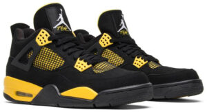 Jordan 4 Retro Thunder (2012) 308497-008 - Brosneaker photo 3