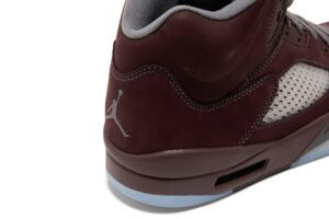 Jordan 5 Retro Burgundy (2023) DZ4131-600 - Brosneaker photo 9