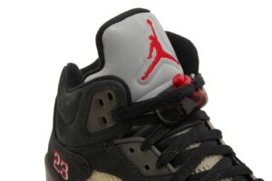 Jordan 5 Retro Gore-Tex Off Noir (Women's) DR0092-001 - Brosneaker photo 10