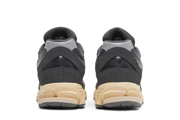 New Balance 2002R Black Dark Grey M2002RHO - Brosneaker photo 6
