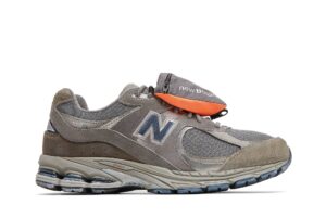 New Balance 2002R Grey Brown Pouch M2002RVA - Brosneaker photo 1