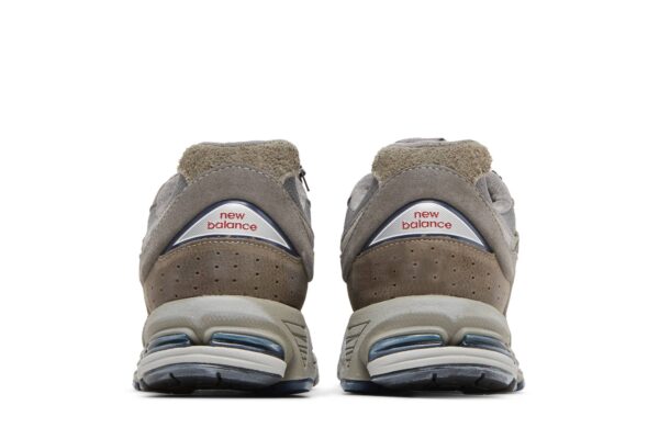 New Balance 2002R Grey Brown Pouch M2002RVA - Brosneaker photo 6