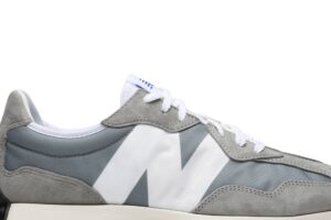 New Balance 327 Grey MS327LAB - Brosneaker photo 2