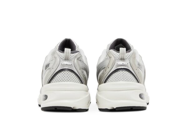 New Balance 530 Grey Matter Silver Metallic MR530LG - Brosneaker photo 6