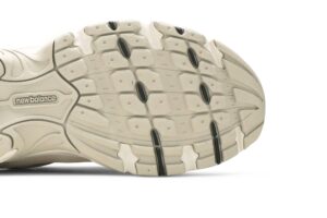 New Balance 530 Ivory MR530SH - Brosneaker photo 5