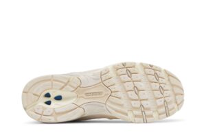 New Balance 530 Moonbeam Raw Cashew Raincloud MR530MR - Brosneaker photo 4