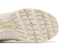 New Balance 530 Moonbeam Raw Cashew Raincloud MR530MR - Brosneaker photo 5