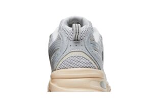 New Balance 530 Vintage Silver Metallic Moonbeam MR530VS - Brosneaker photo 7