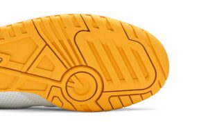 New Balance 550 Sea Salt Varsity Gold BB550LA1 - Brosneaker photo 5