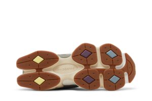 New Balance 9060 Bodega Age of Discovery U9060BD1 - Brosneaker photo 4